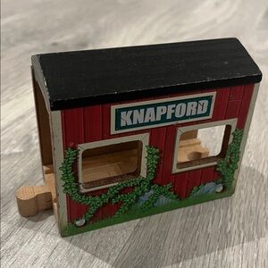 Thomas & Friends Wooden Railway Knapford Station Tunnel